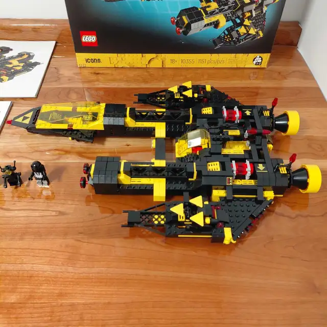 LEGO 10355 Blacktron Renegade -- Lire attentivement - Photo 2