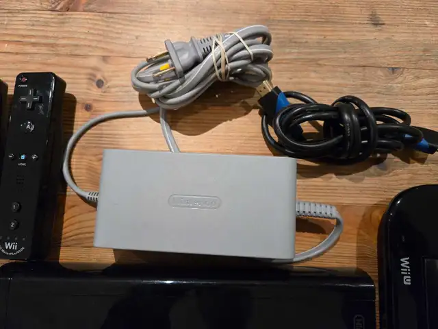 Nintendo Wii U console - Photo 4
