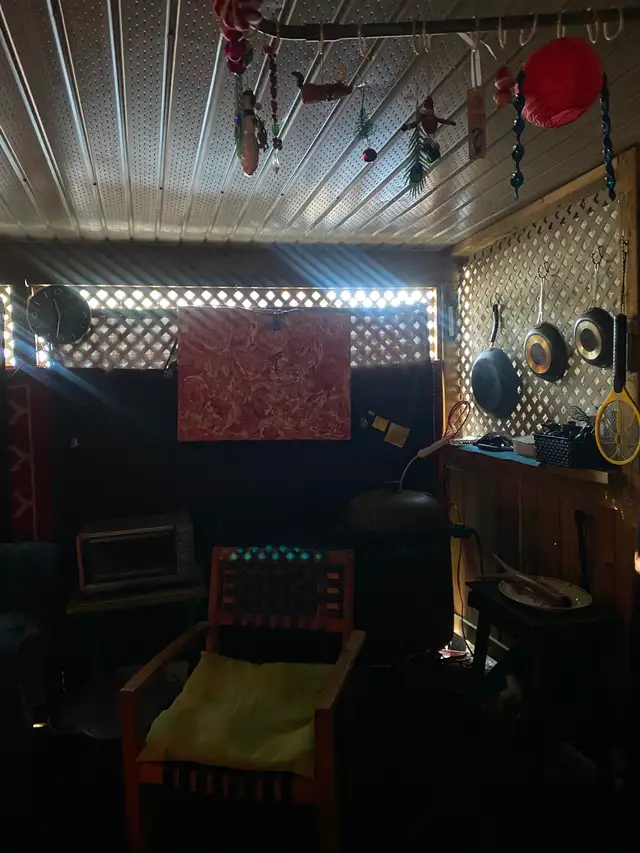 Furnished Master Bedroom!! - Photo 9