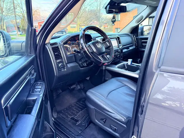 2018 Dodge Ram 1500 4X4 Crew Cab Sport Fully Loaded - Photo 5