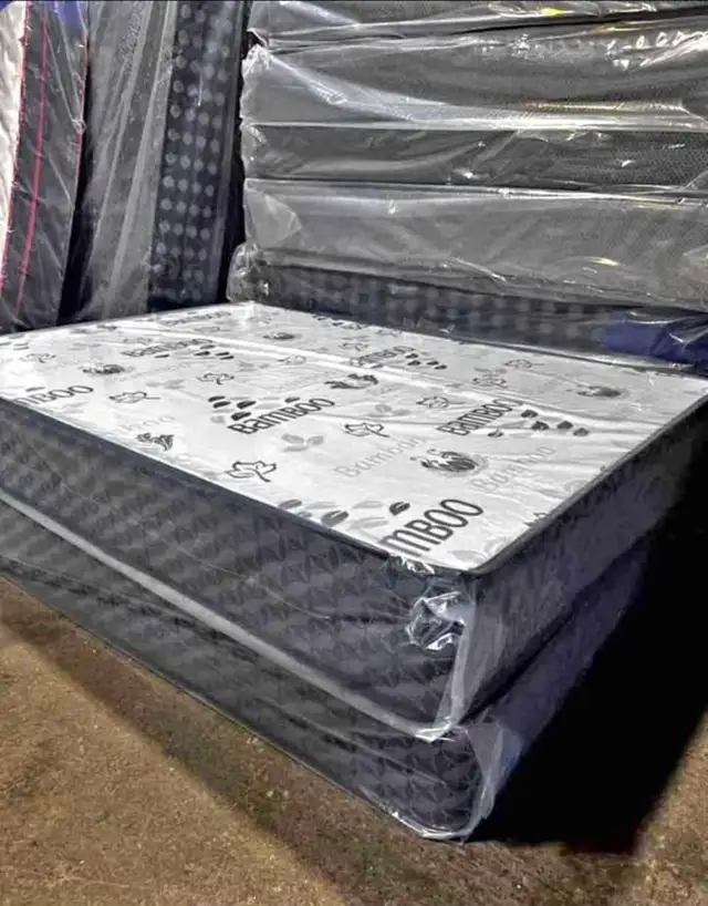 Double Mattress Queen Mattress Memory Foam Fast Delivery GTA - Photo 4