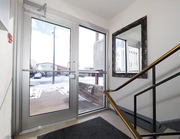 Furnished one bedroom apartment - Photo 2