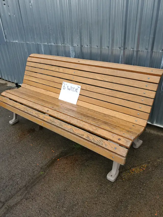(20) HEAVY DUTY MALL BENCHES CAST ALUMINUM/OAK 1970'S