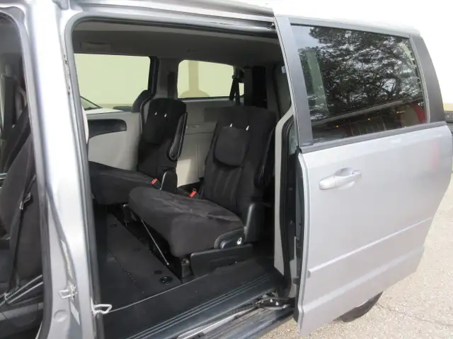 2013 Dodge Grand Caravan SXT - Photo 9