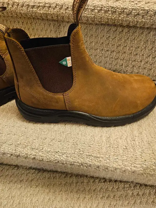Safety Boots New Blundstone! Oakville