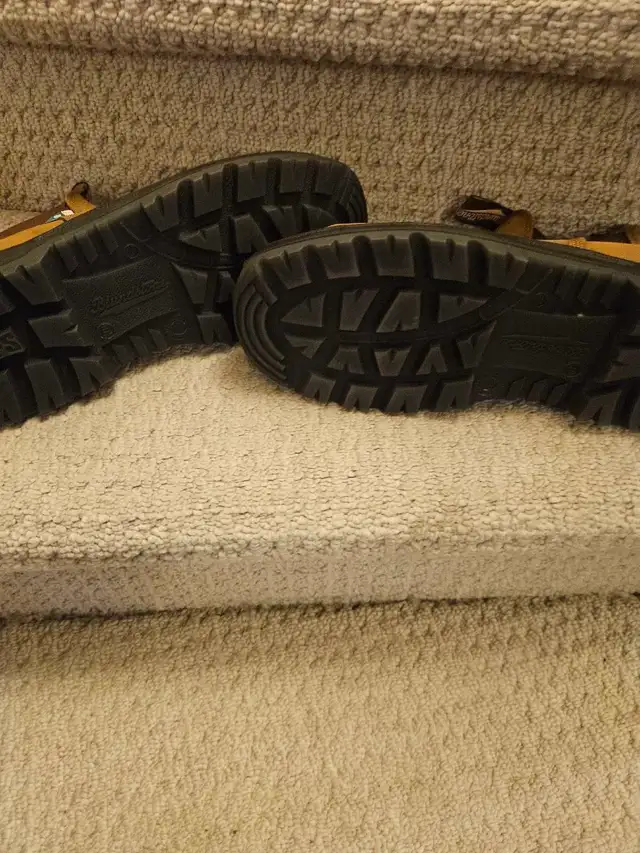 Safety Boots New Blundstone! Oakville - Photo 9