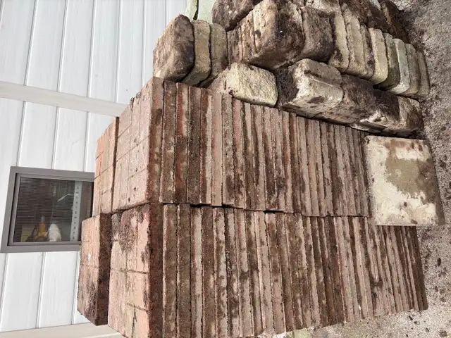 'FREE'  18'x18' patio slabs - Photo 2