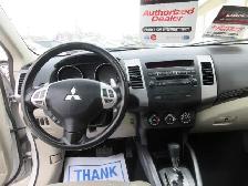 2011 Mitsubishi Outlander LS - Photo 13