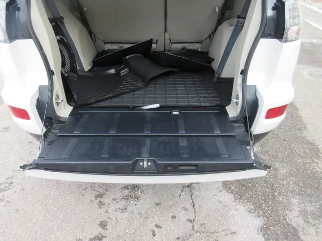 2011 Mitsubishi Outlander LS - Photo 16