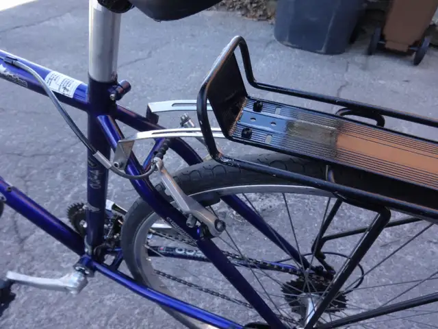 NORCO,VÉLO DE VILLE,DE 18 VITESSES, ROUES 28 POUCES. - Photo 4