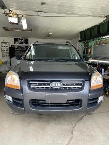 2007 Kia Sportage Lx front wheel drive 335,000Km $2550 - Photo 7