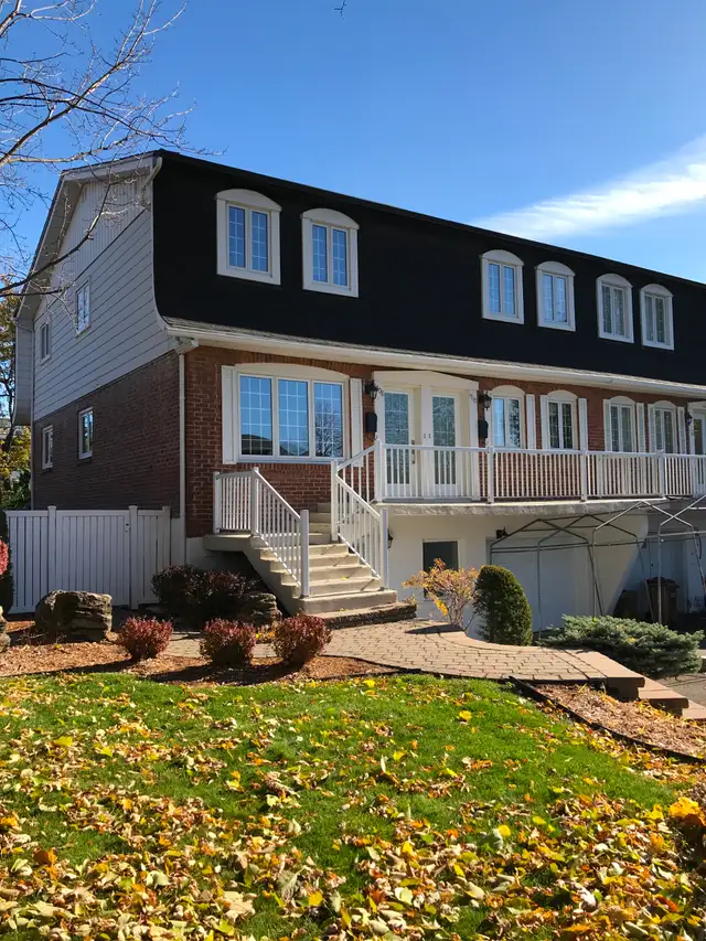 Grand 5 1/2 au cœur de Chomedey, Laval