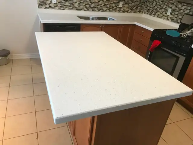 New Quartz Kitchen Countertop with FREE Sink