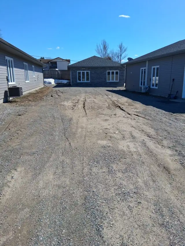 House for rent in Hanmer - Photo 2