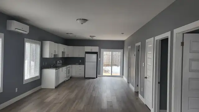 House for rent in Hanmer - Photo 3