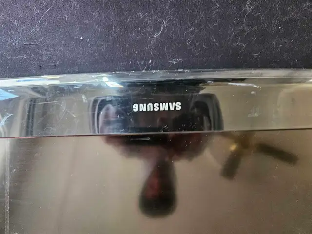 Samsung 40 inch tv - Photo 2