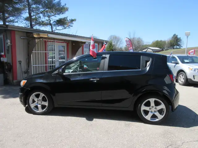 2012 Chevrolet Sonic LT - Photo 9