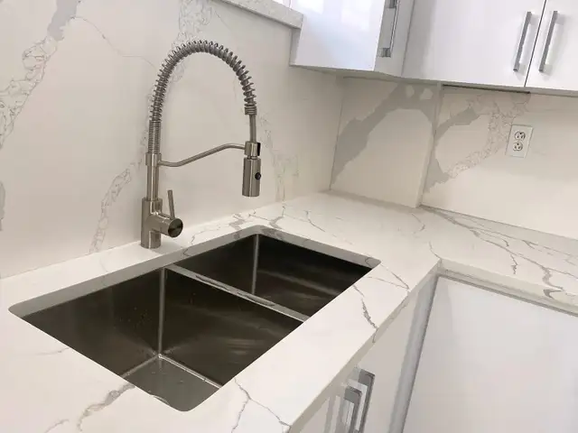 Beautiful Quartz Countertops in Aurora