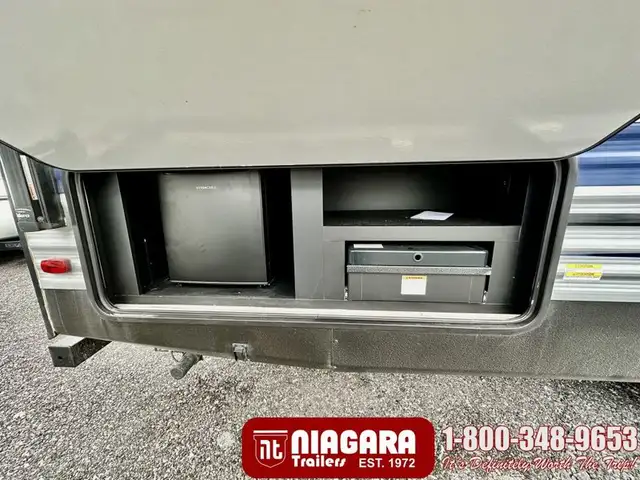 2022 KEYSTONE SPRINGDALE 295BH Travel Trailer - Photo 7