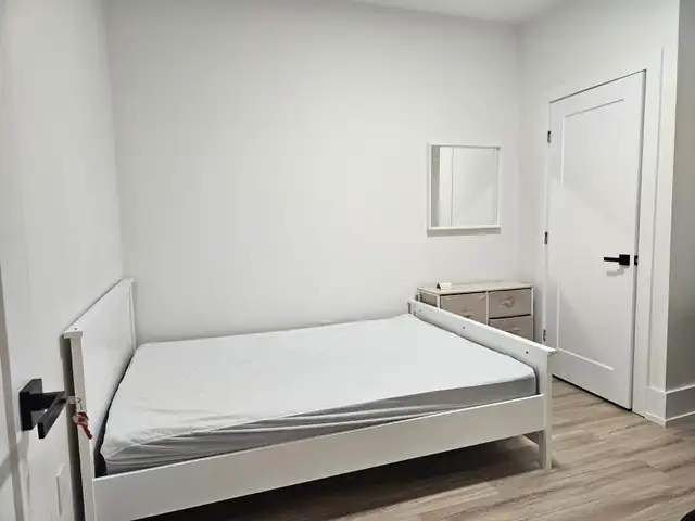 Room for Rent in Scarborough from May 1 - Photo 2