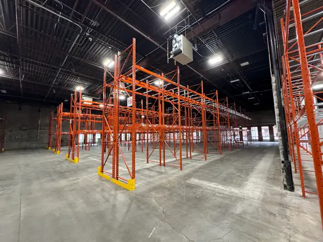 PALLET RACKING - Photo 4