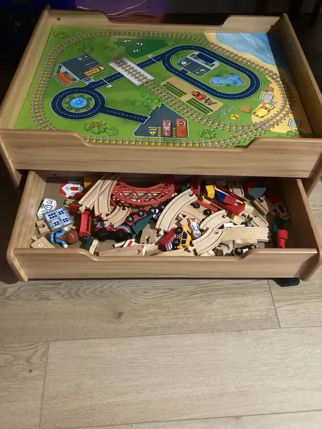 Kids Wooden Train Set - Photo 2