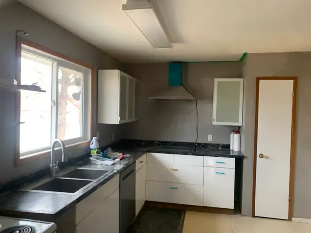 Bi-level house for rent - Photo 7