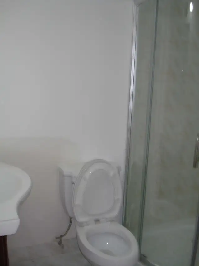 York Village for rent with Private washroom Available May 1 - Photo 4