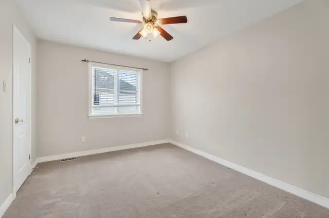 103 Rowallen Place - Photo 12