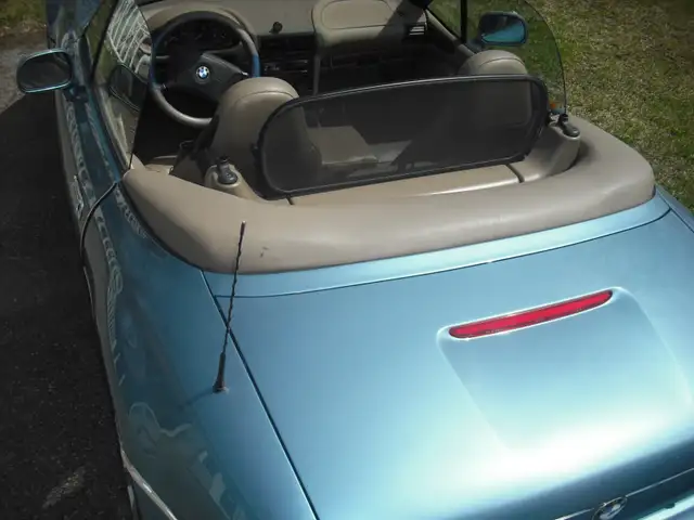 BMW Z3 CONVERTIBLE 1996 - Photo 10