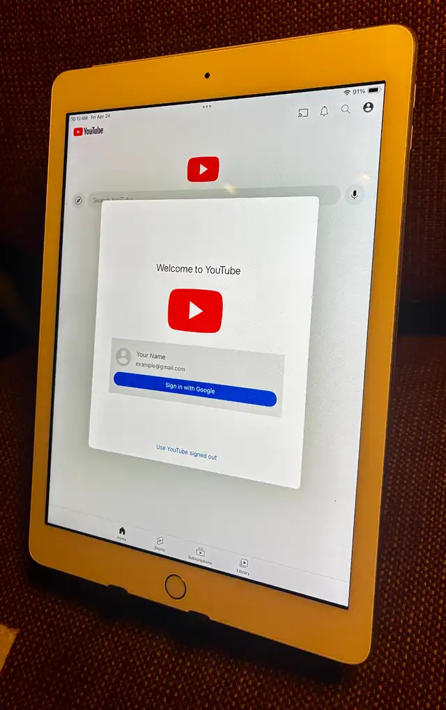 Apple iPad Gen 6 BLOWOUT! - Photo 2