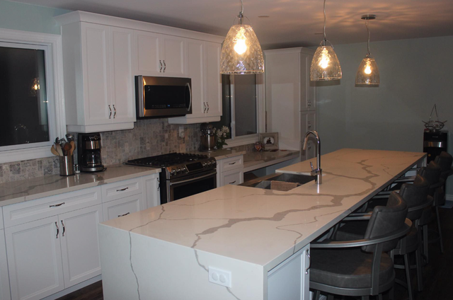 White Beautiful Plain Quartz With Grey Veined - Photo 4