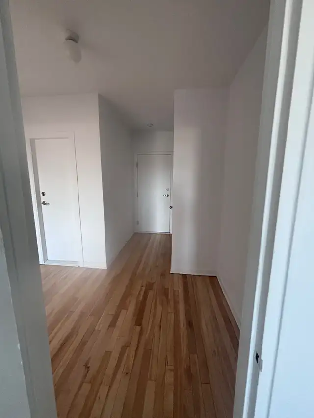 Grand 4 ½ à louer dans NDG près du ch. Côte-Saint-Luc! - Photo 5