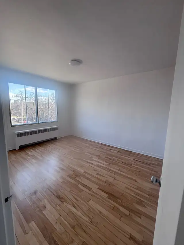 Grand 4 ½ à louer dans NDG près du ch. Côte-Saint-Luc! - Photo 9