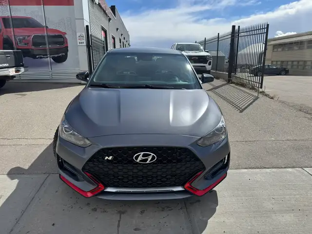 2021 Hyundai Veloster N - Photo 3