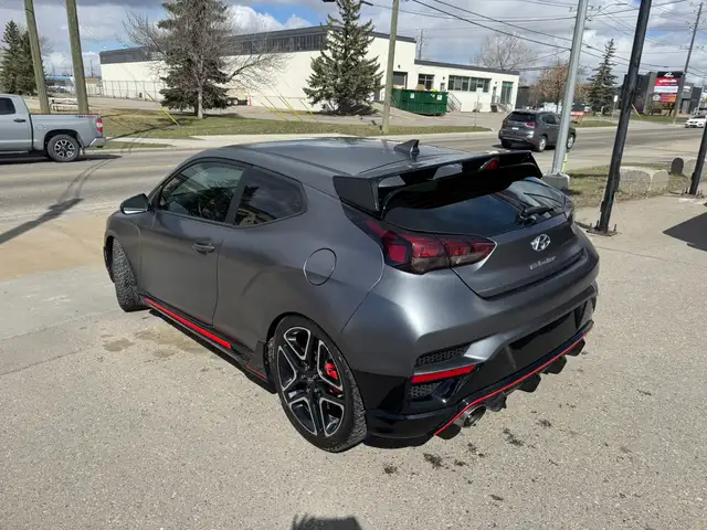 2021 Hyundai Veloster N - Photo 7