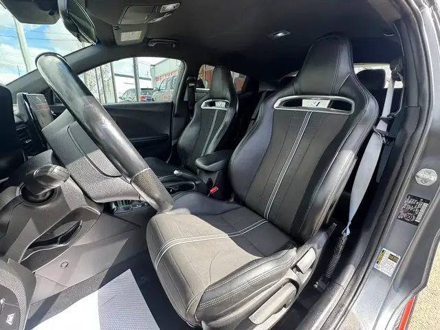 2021 Hyundai Veloster N - Photo 8