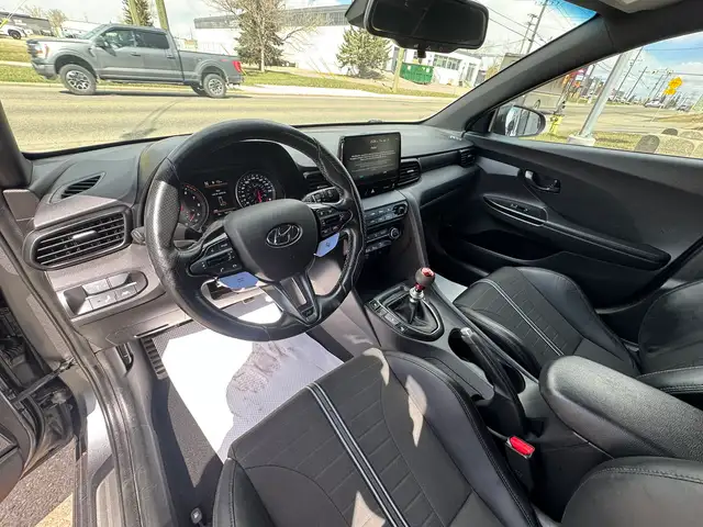 2021 Hyundai Veloster N - Photo 9