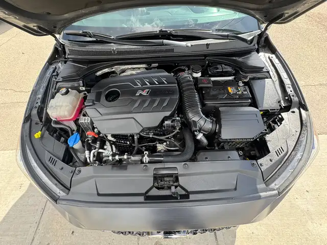 2021 Hyundai Veloster N - Photo 23