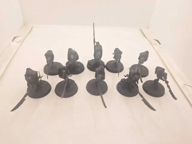 Warhammer AoS Nighthaunt 10 Primed Black Glaivewraith Stalkers