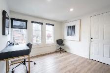 Modern Private Office with Free parking   Amenities