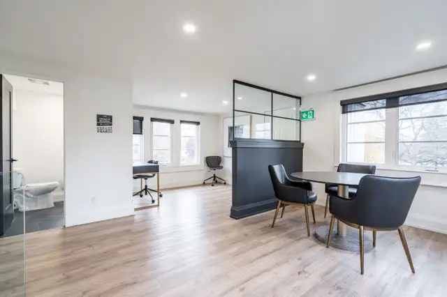 Modern Private Office with Free parking   Amenities - Photo 2