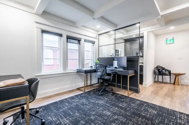 Modern Private Office with Free parking   Amenities - Photo 5