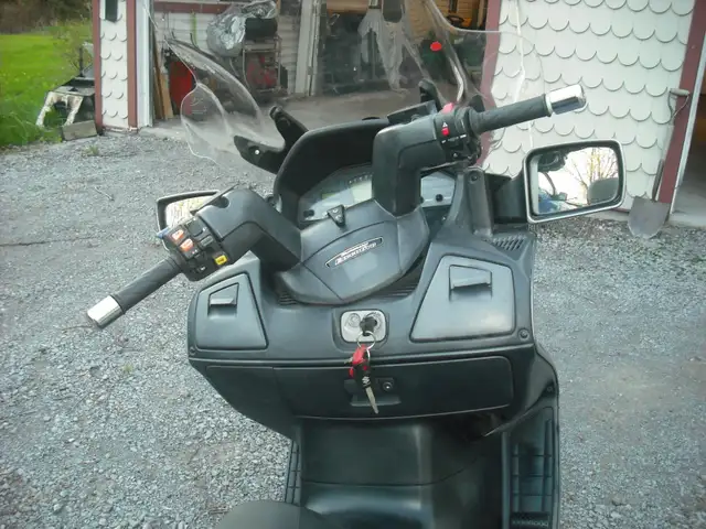 BRUGMAN SCOOTER SUZUKI 650 CC - Photo 8