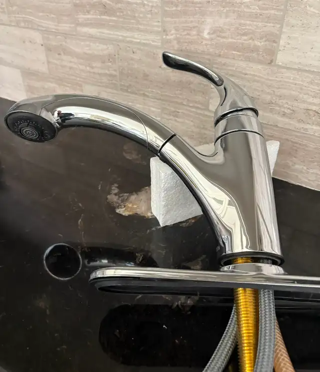 Moen Banbury Pullout Kitchen Faucet – Brand New – Chrome