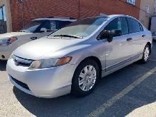 Honda Civic automatique tout équipé aucune rouille