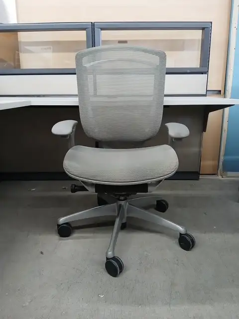 Teknion Contessa chairs Grey/silver color $299.99 excel condit - Photo 2