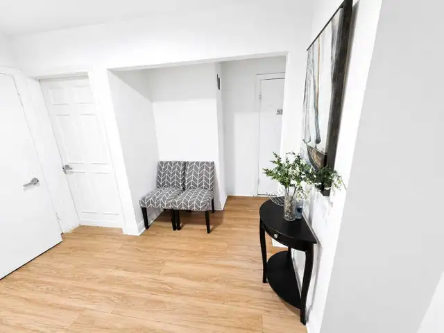 ROOM RENTALS/FURNISHED BEDROOMS FOR RENT/CHAMBRE MEUBLÉE A LOUER - Photo 3