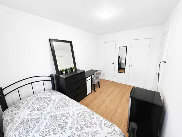 ROOM RENTALS/FURNISHED BEDROOMS FOR RENT/CHAMBRE MEUBLÉE A LOUER - Photo 7