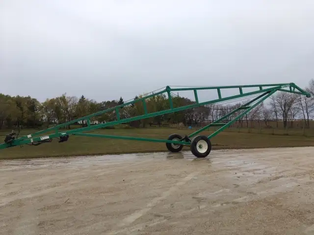 BIN CRANE FOR RENT - Photo 2